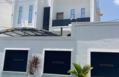 5-Bedroom Fully Detached Duplex With BQ, Omole Phase 1